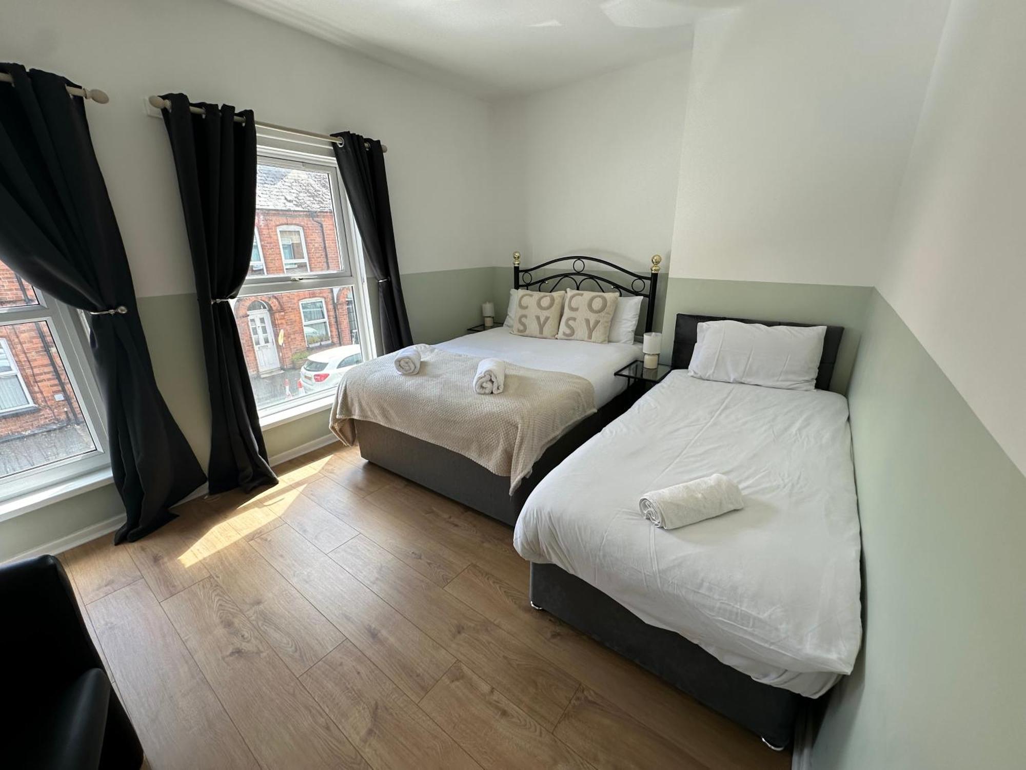 2Br City Side House 벨파스트 외부 사진